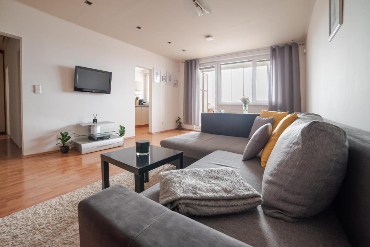 Strawberry Apartment Pressburg Exterior foto
